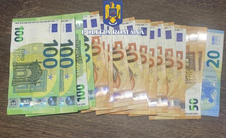 CONSTANȚA: Autoturisme de lux și sume de bani, ridicate în dosarul rețelei de traficanți de minori și proxenetism