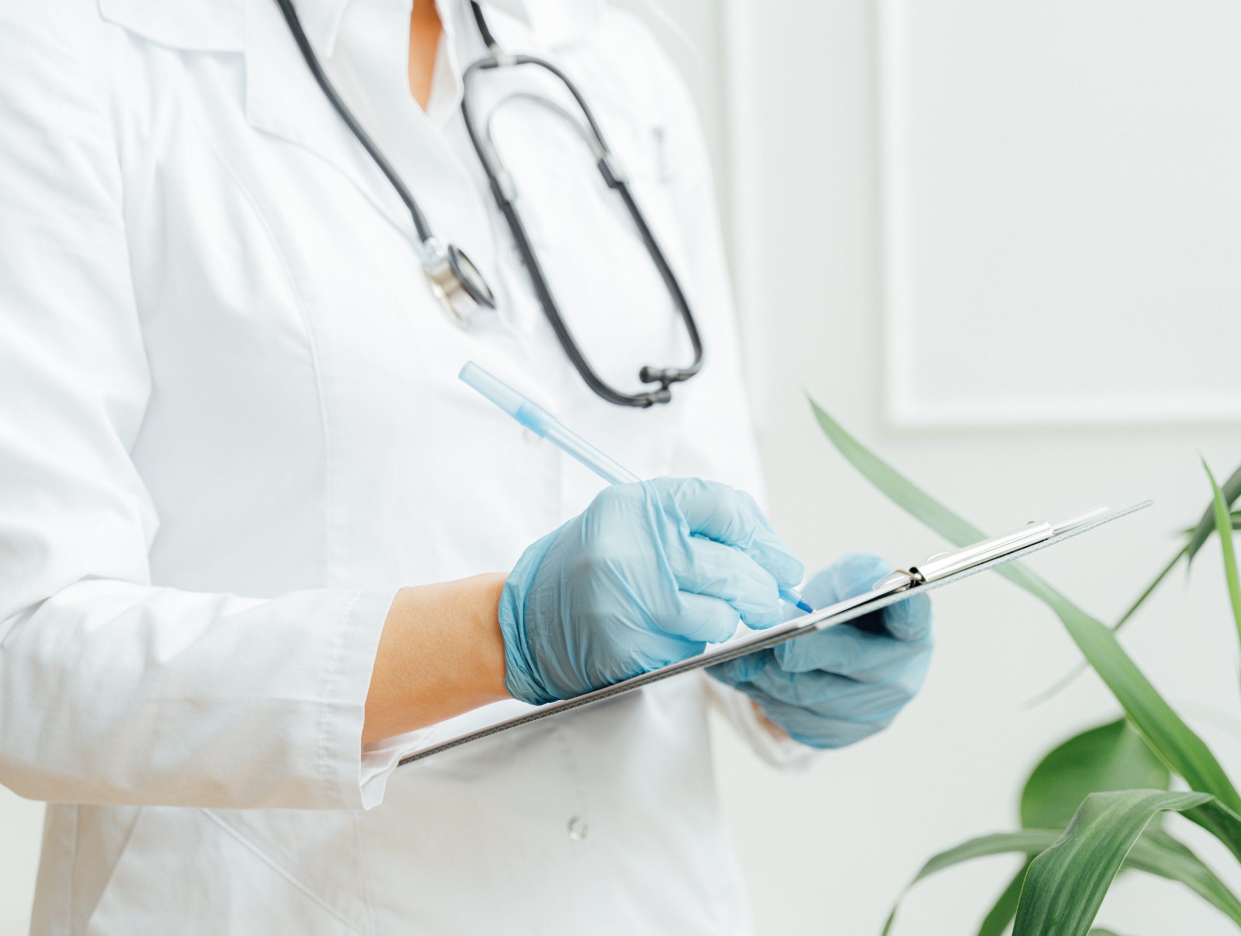 CNAS: ”Mergi la medic, ai grijă de sănătatea ta!” – servicii medicale de prevenție gratuite