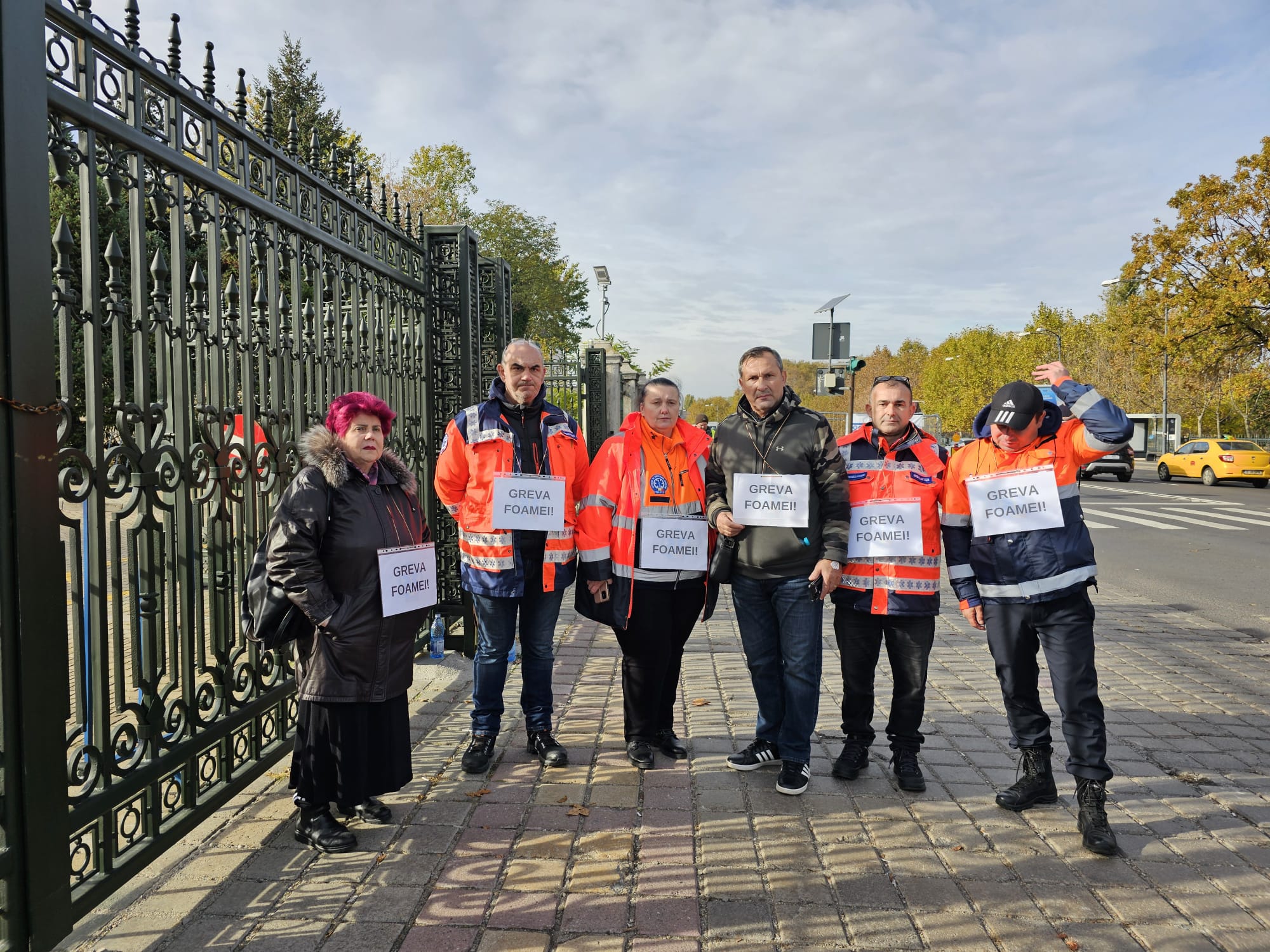 Protestele se extind în sistemul sanitar. S-au alăturat şi angajații serviciilor județene de ambulanță