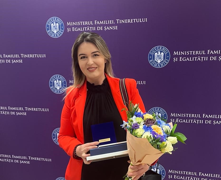 INTERVIU | Maria Andreea Scarlat, directorul Școlii Gimnaziale din Lipnița, a câștigat titlul ”Tânărul profesor al anului 2023”
