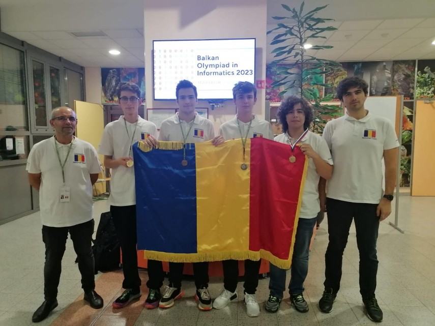 Echipa României a obţinut locul I la Olimpiada Balcanică de Informatică