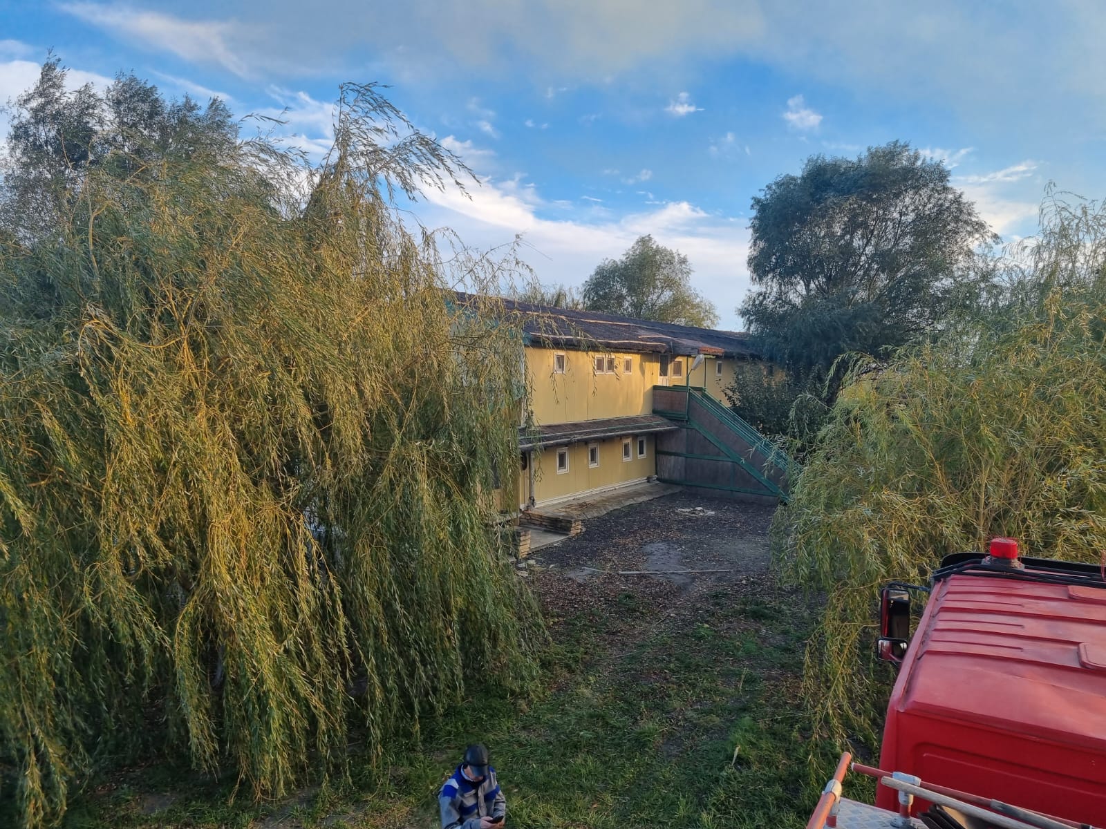 Judeţul TULCEA: Pompierii intervin pentru stingerea unui incendiu din Ceamurlia de jos