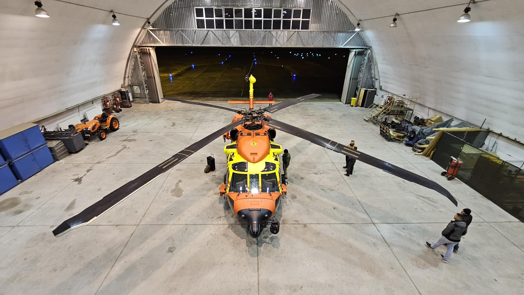 România va avea 6 elicoptere BlackHawk pentru gestionarea situaţiilor de urgenţă