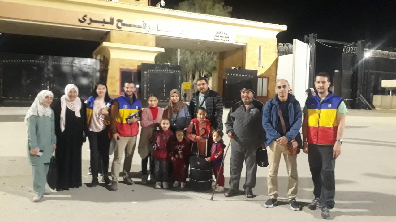 Ajutoare de urgenţă pentru cetățenii români evacuați din Fâşia Gaza