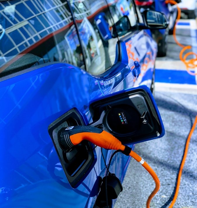 România are o rețea performantă de stații de încărcare cu energie pentru mașinile electrice