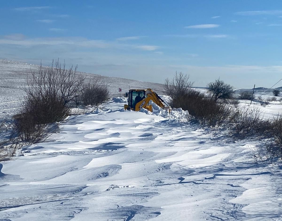 TULCEA: Pacient transportat cu elicopterul la spital, din cauza drumurilor impracticabile