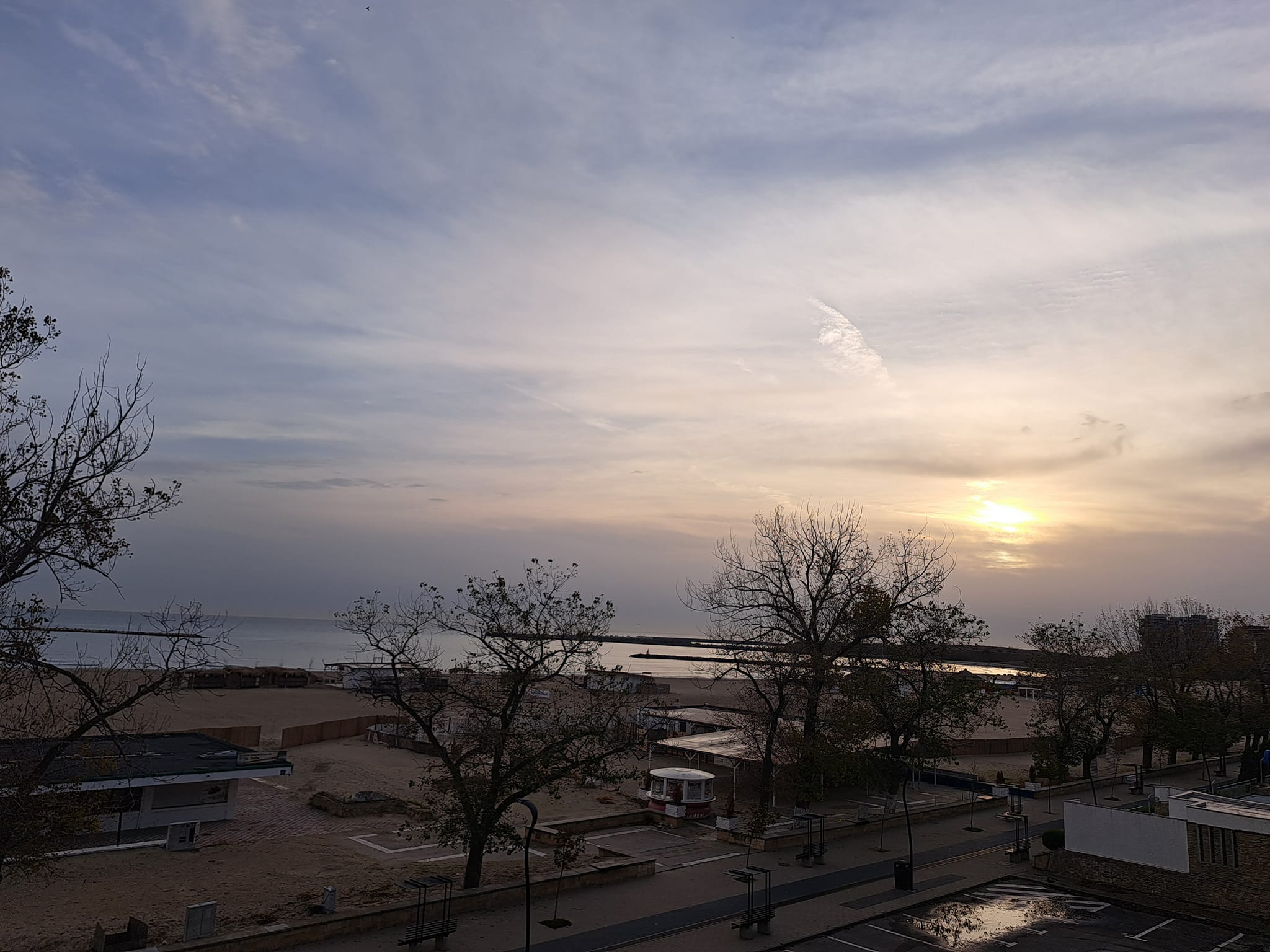 Cer variabil și vânt moderat în Dobrogea și pe litoral