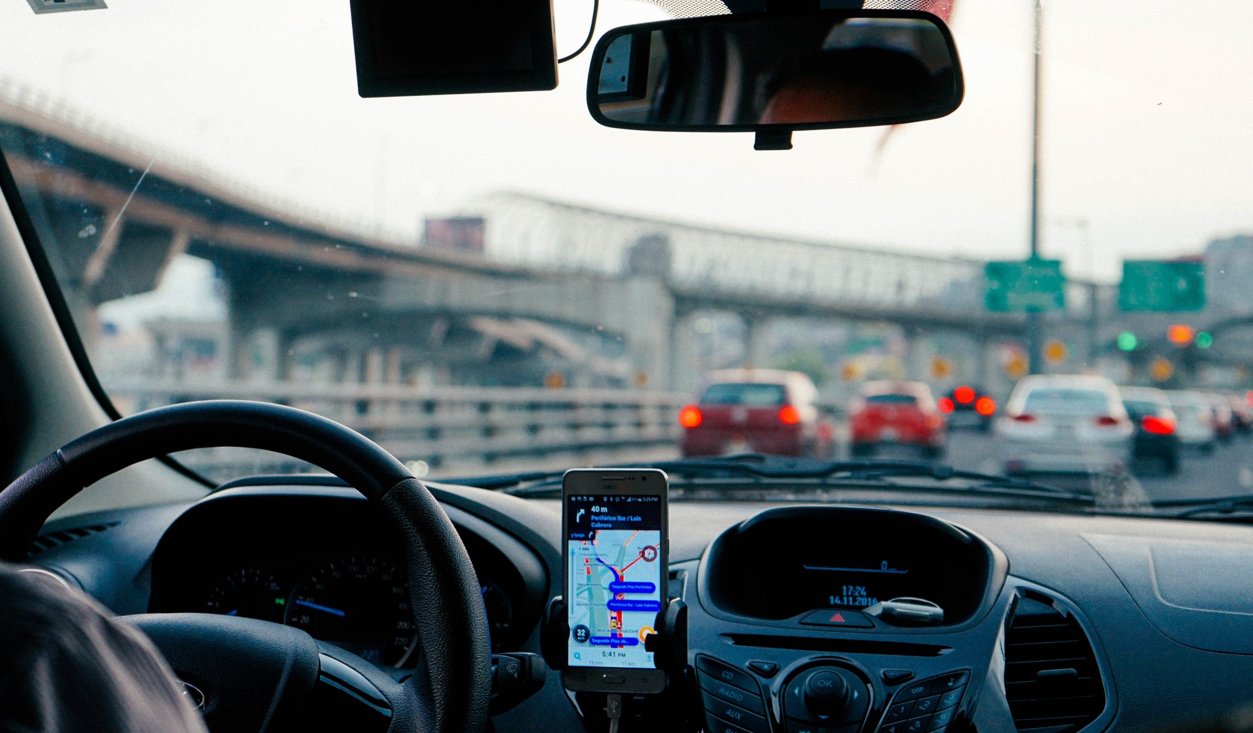 ANAF: Prejudiciu de peste 52 de milioane de lei la bugetul de stat, produs de 3 operatori din domeniul ridesharing