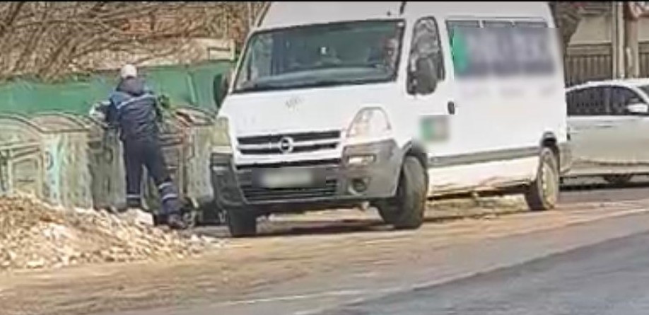 CONSTANȚA: Amendă de 10.000 de lei pentru aruncarea gunoiului în loc nepermis
