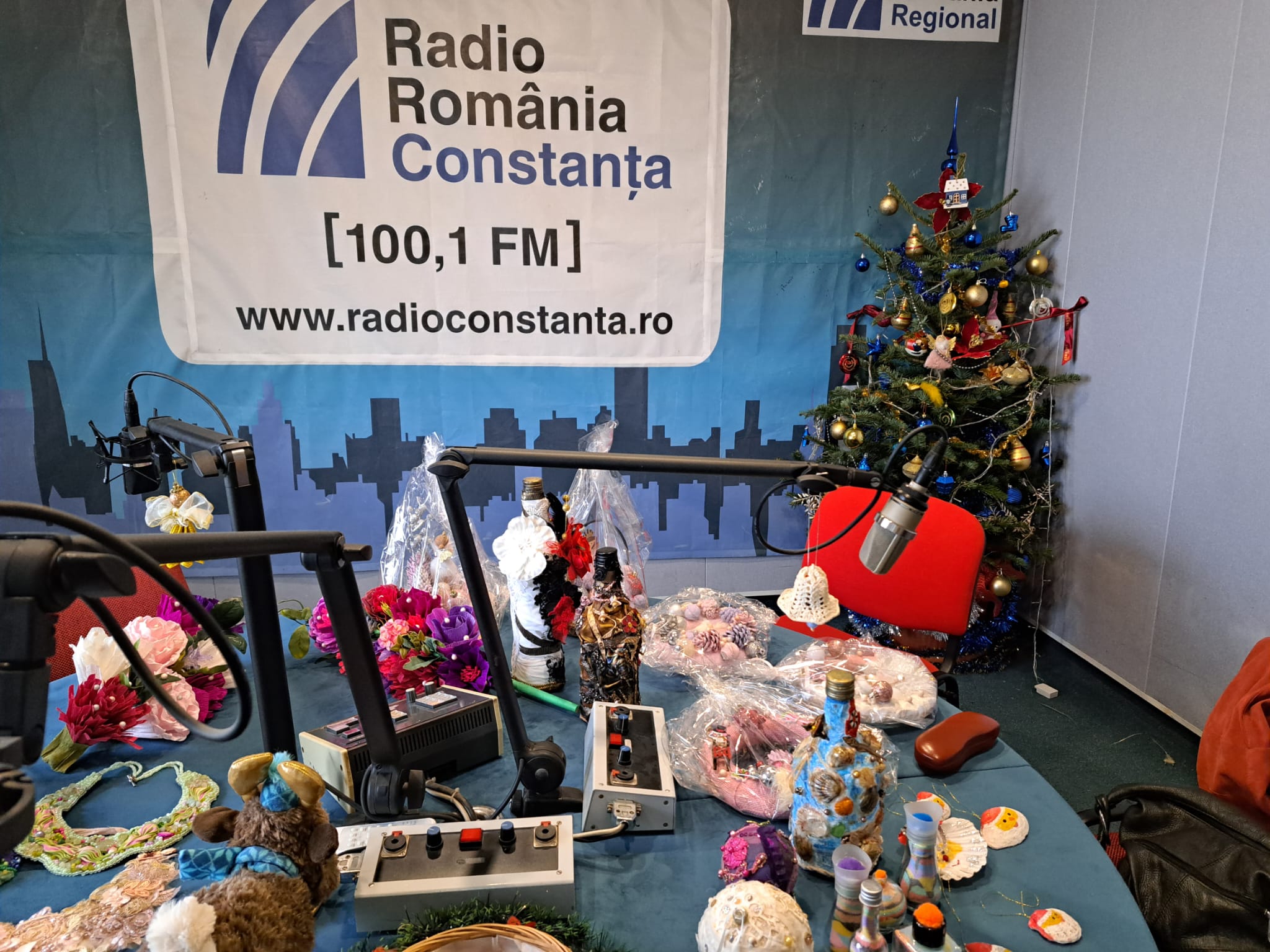 Obiectele handmade din materiale reciclabile, tot mai căutate de Crăciun