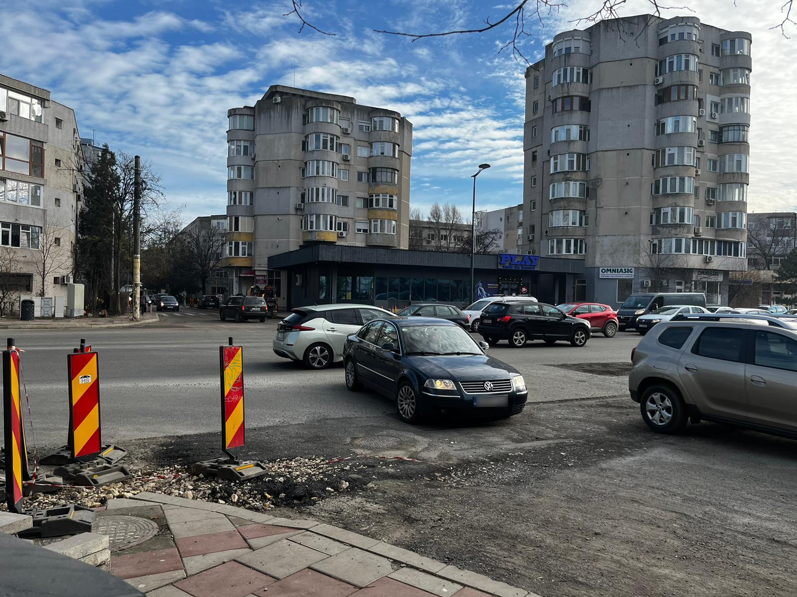 CONSTANȚA: Restricții de circulație pe strada București, la intersecția cu b-dul 1 Decembrie 1918 