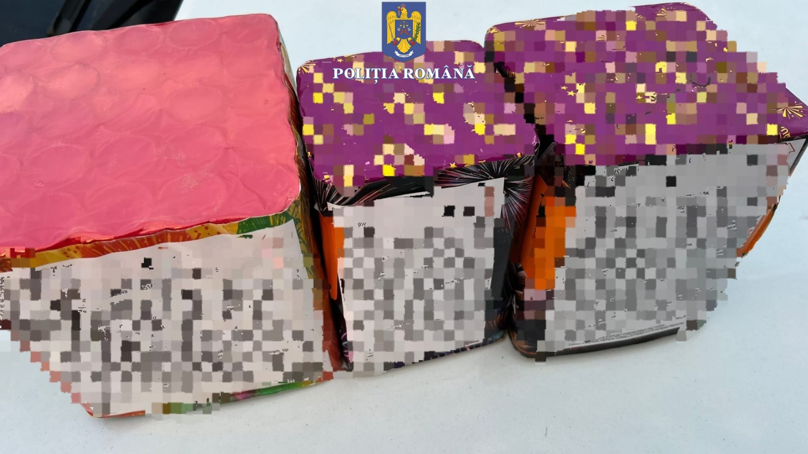 CONSTANŢA: 35 de kilograme de articole pirotehnice au fost confiscate de poliţişti