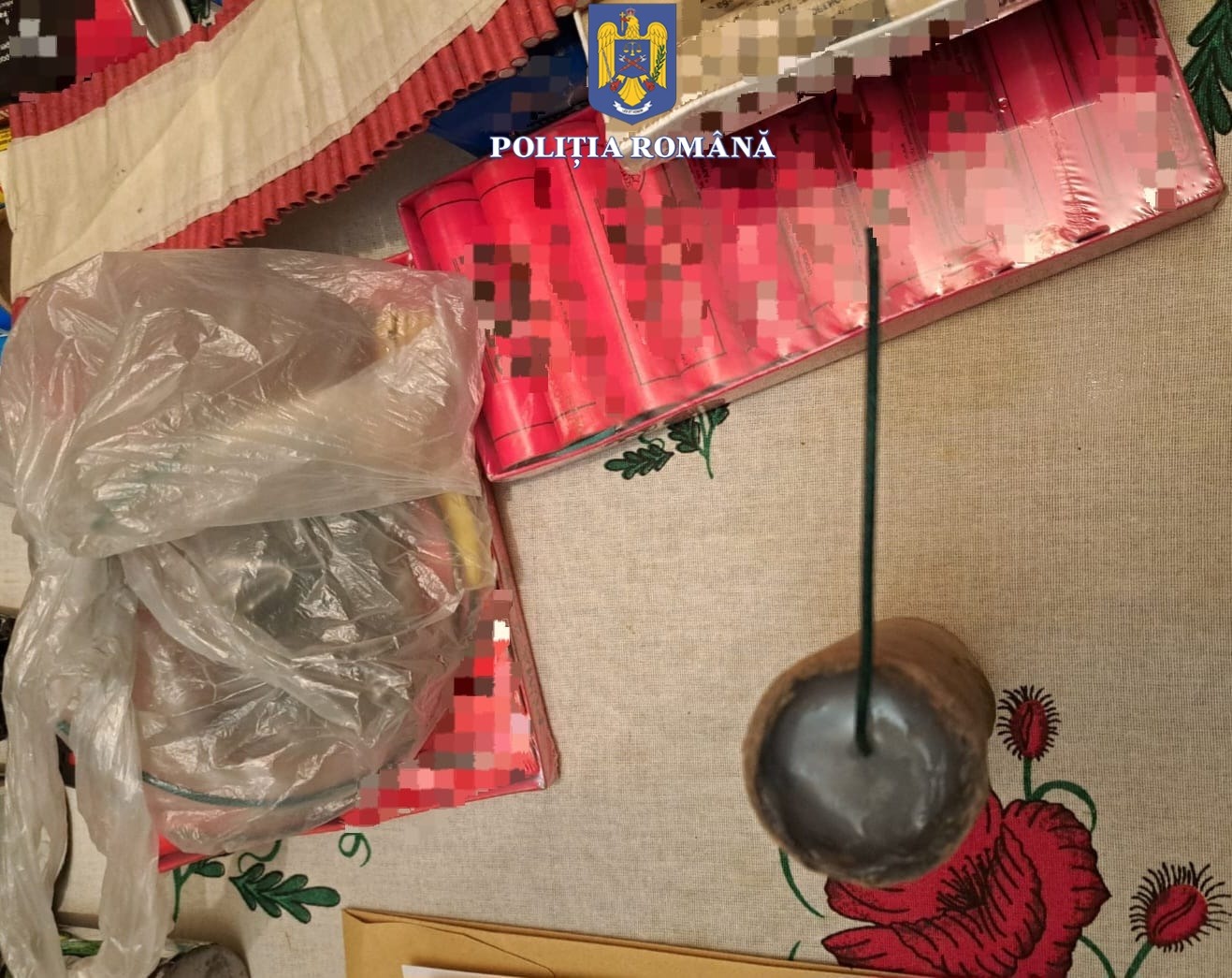 CONSTANŢA: Percheziţii în cazul unui bărbat ce deţinea produse pirotehnice confecționate artizanal