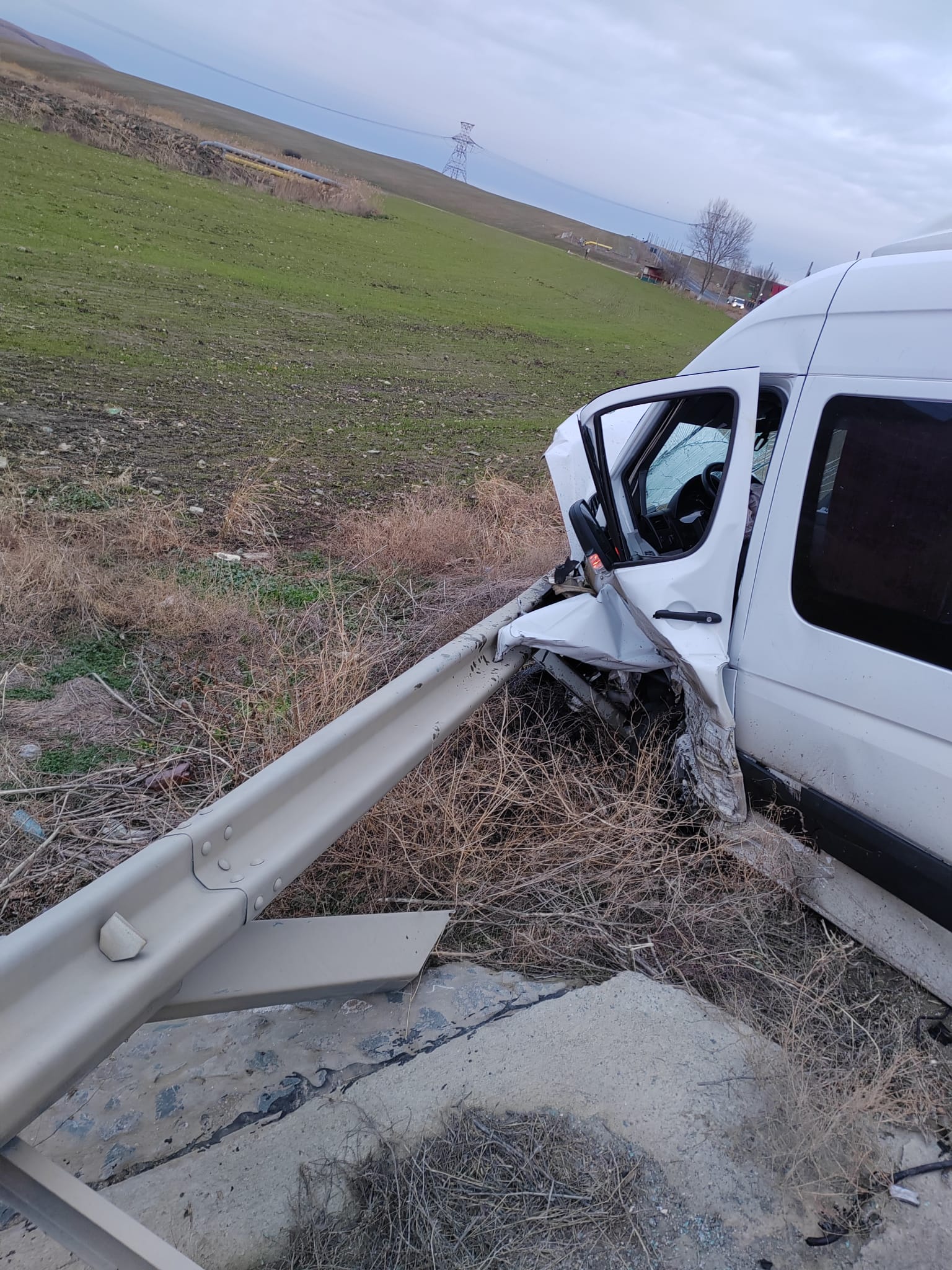 Judeţul CONSTANŢA: Un accident grav cu mai multe victime a avut loc pe DN 22, în zona Piatra