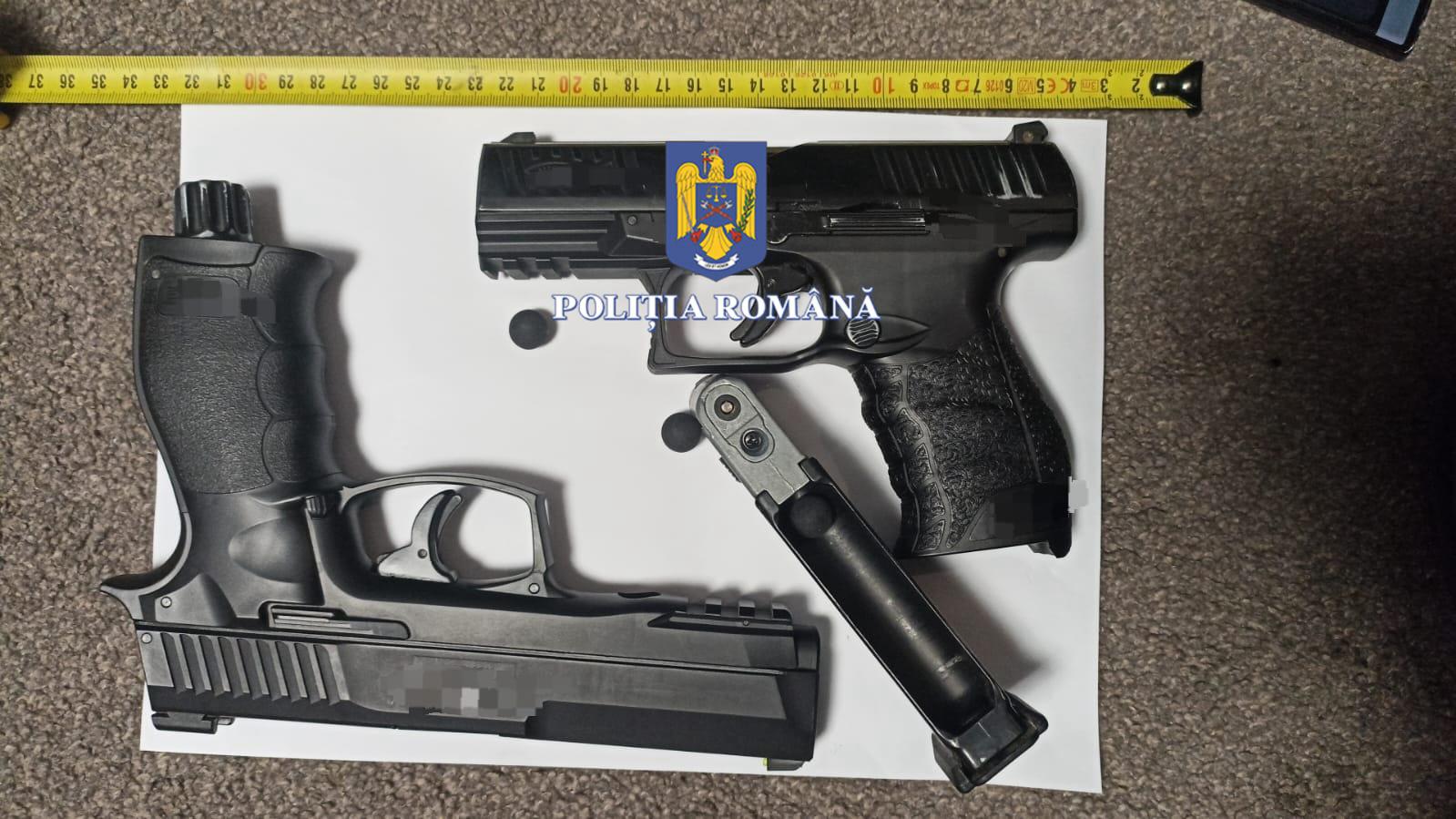 TULCEA: Percheziții într-un dosar de evaziune. Au fost confiscate sume de bani și arme