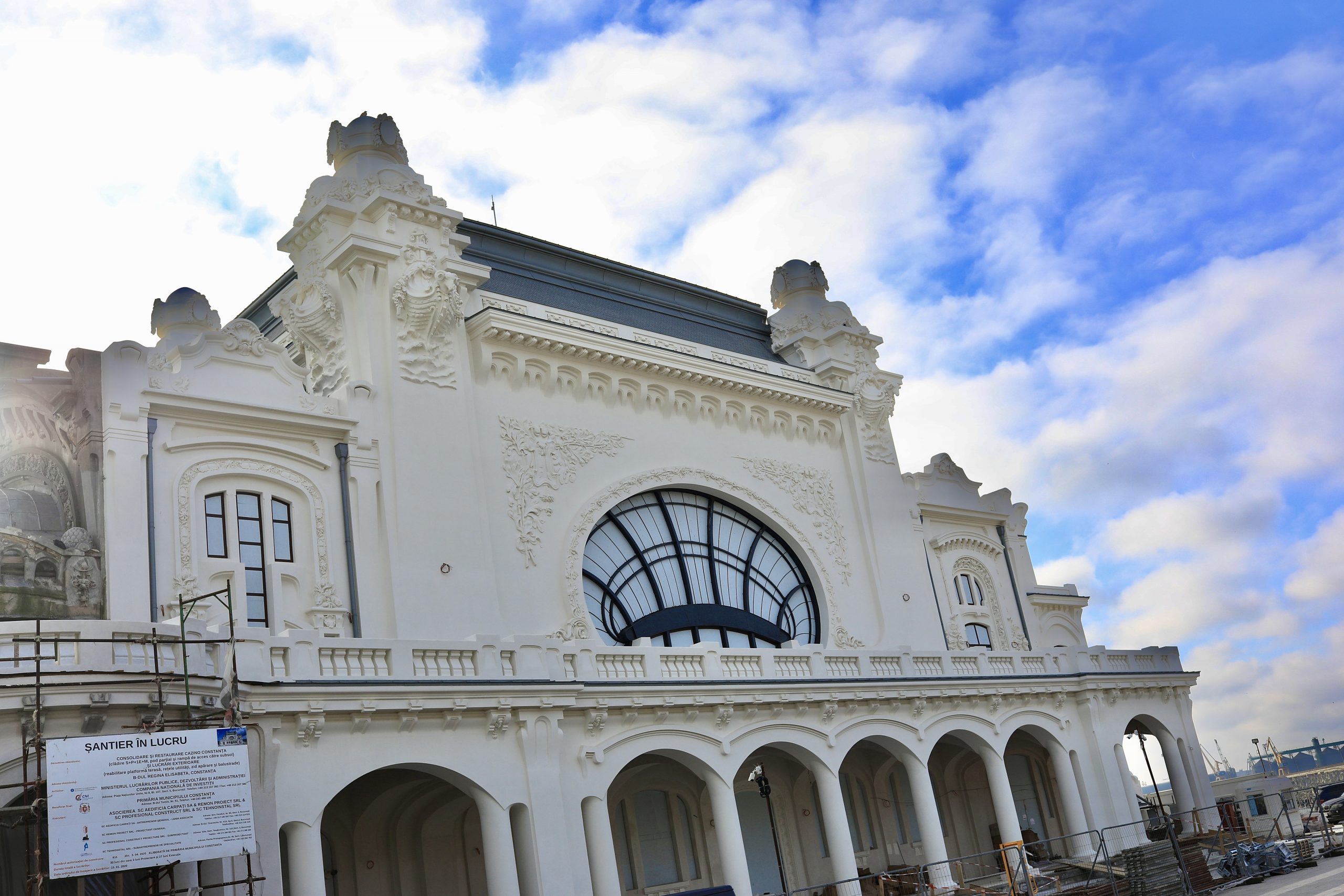 FOTO: Cazinoul din Constanța, aproape reabilitat. Cum arată clădirea în prezent, cu jumătate de an înainte de inaugurare