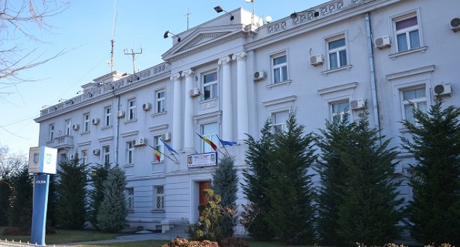 CONSTANȚA: Polițiștii sindicatului EUROPOL protestează în fața sediului IPJ