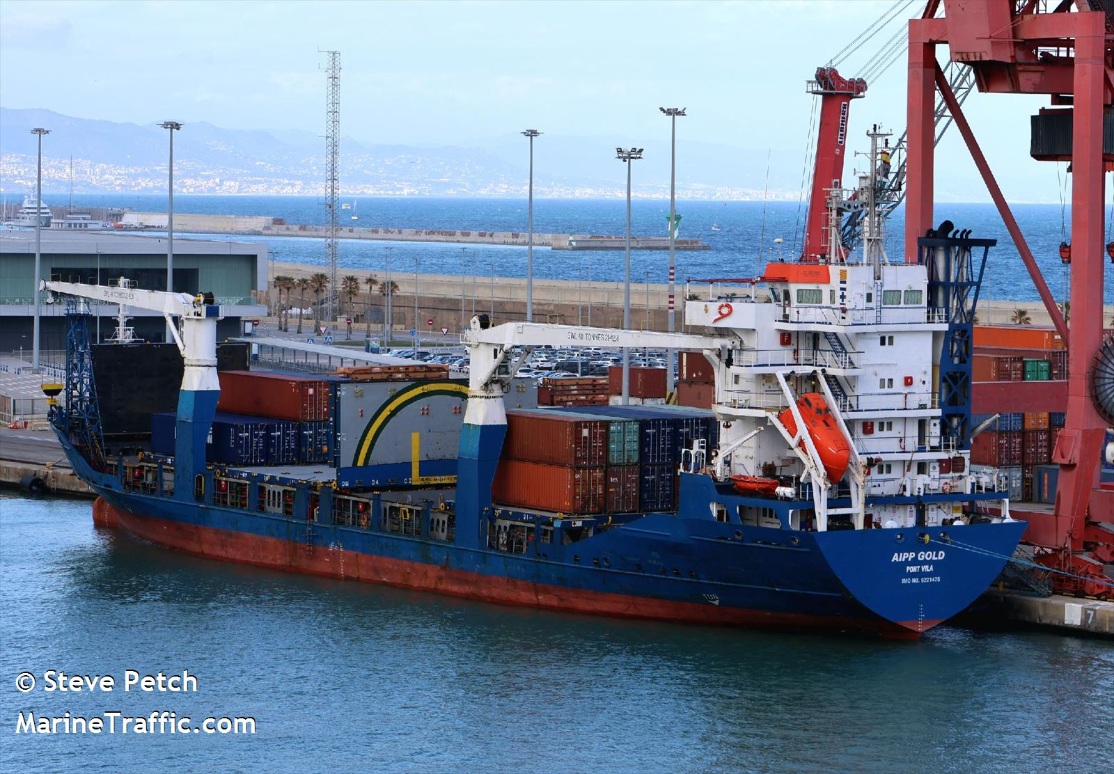 Un marinar de origine georgiană, căutat după ce a căzut de la bordul navei