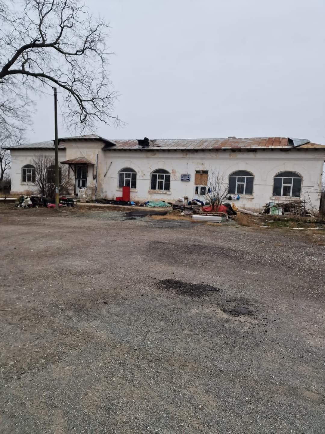 TECHIRGHIOL: Şcoala veche din oraş devine centru social de zi. Ce proiecte mai are Primăria