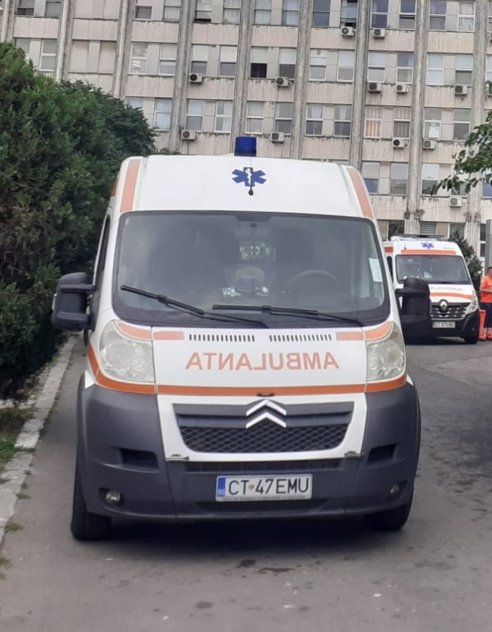 Un pieton a fost accidentat grav în Mangalia şi a intrat în comă. Victima a fost transportată la Spitalul Judeţean Constanţa