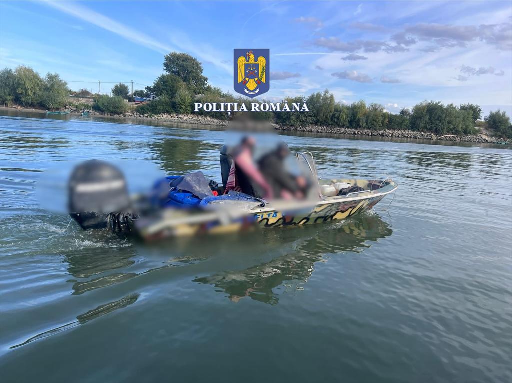 Peste 35 de tone de pește, 6.700 de unelte de pescuit și 50 de ambarcațiuni, confiscate de polițiști anul trecut