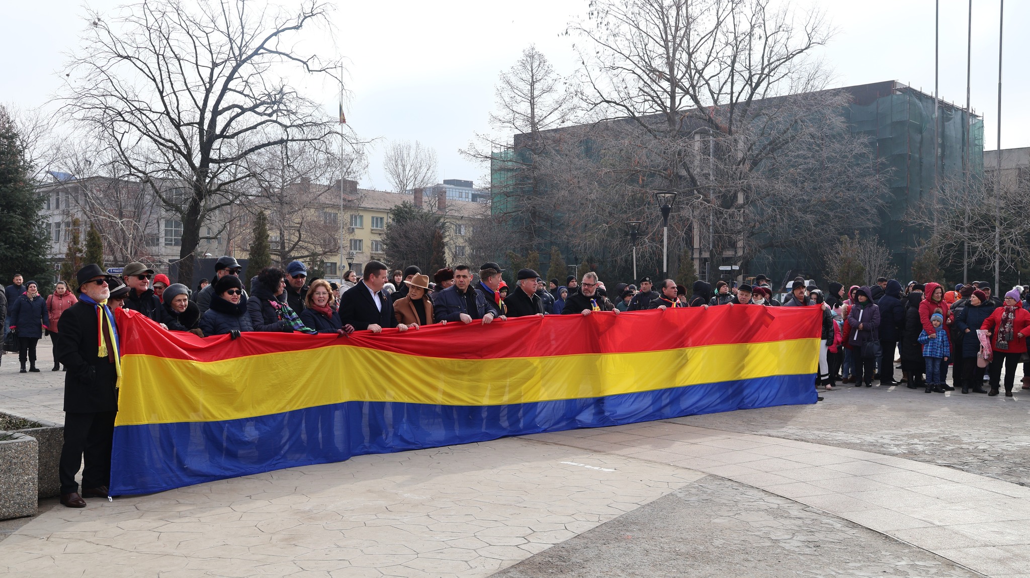 TULCEA: Sute de oameni au participat la evenimentele dedicate împlinirii a 165 de ani de la Unirea Principatelor
