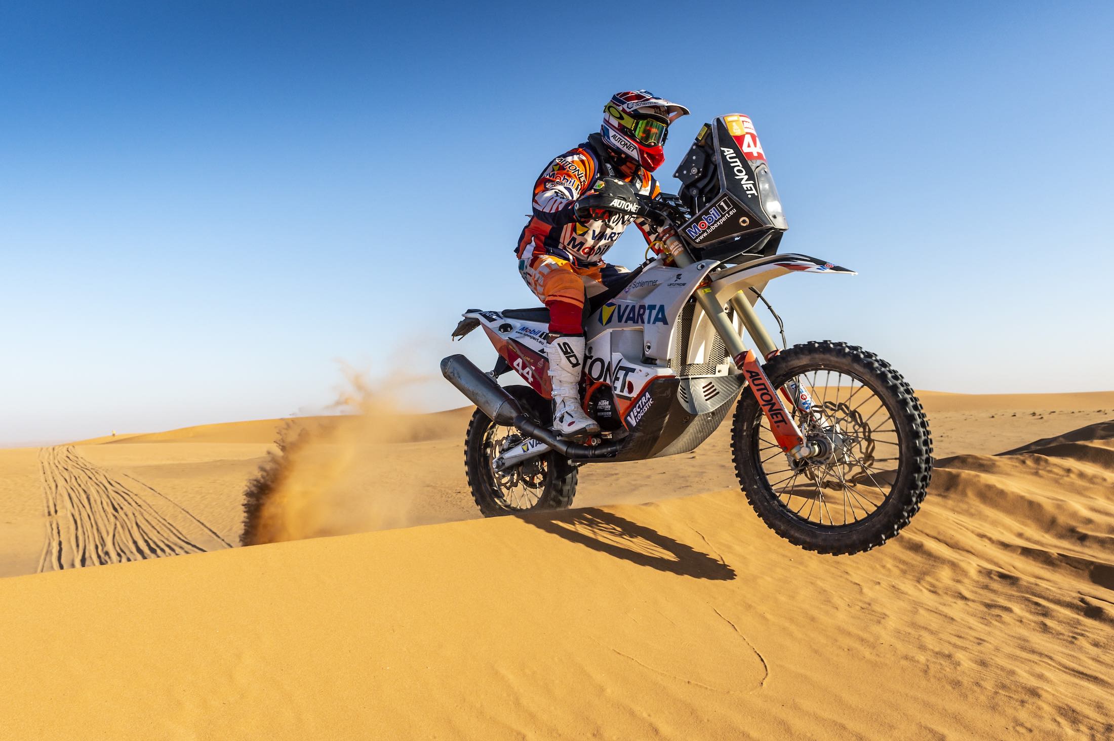 Motociclistul Emanuel Gyenes participă la Raliul Dakar 2024