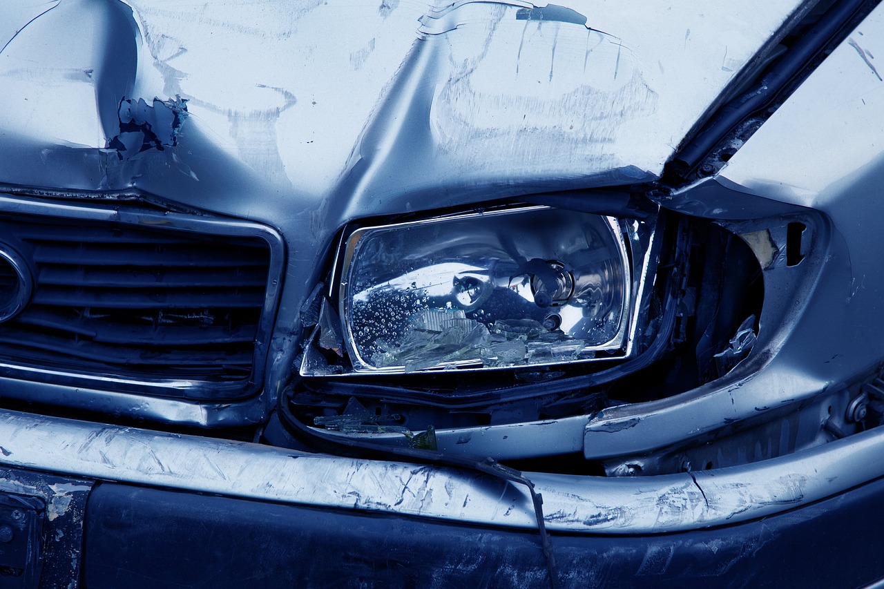 TULCEA: Un bărbat de 70 de ani a provocat un accident rutier, în urma căruia a fost rănit