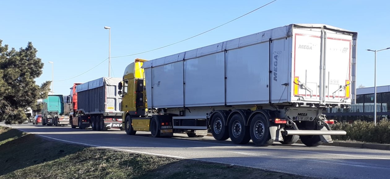 Transportatorii din toată țara, inclusiv din Constanța, au protestat astăzi