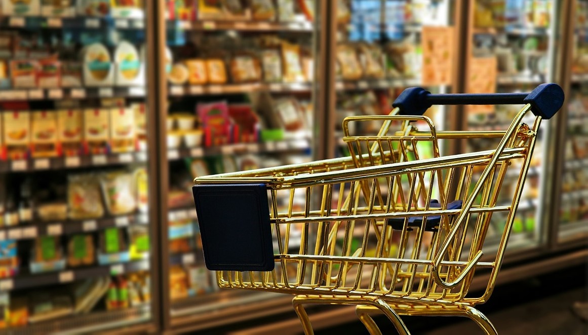 AUDIO: Dragoș Frumosu, președintele SindAlimenta, despre plafonarea prețului produselor alimentare din materie primă românească