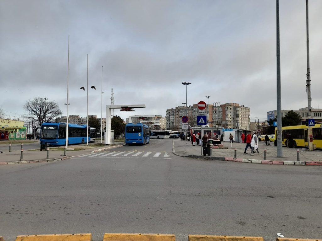 zona Gara, trafic, autobuze - foto - Adi Bancila