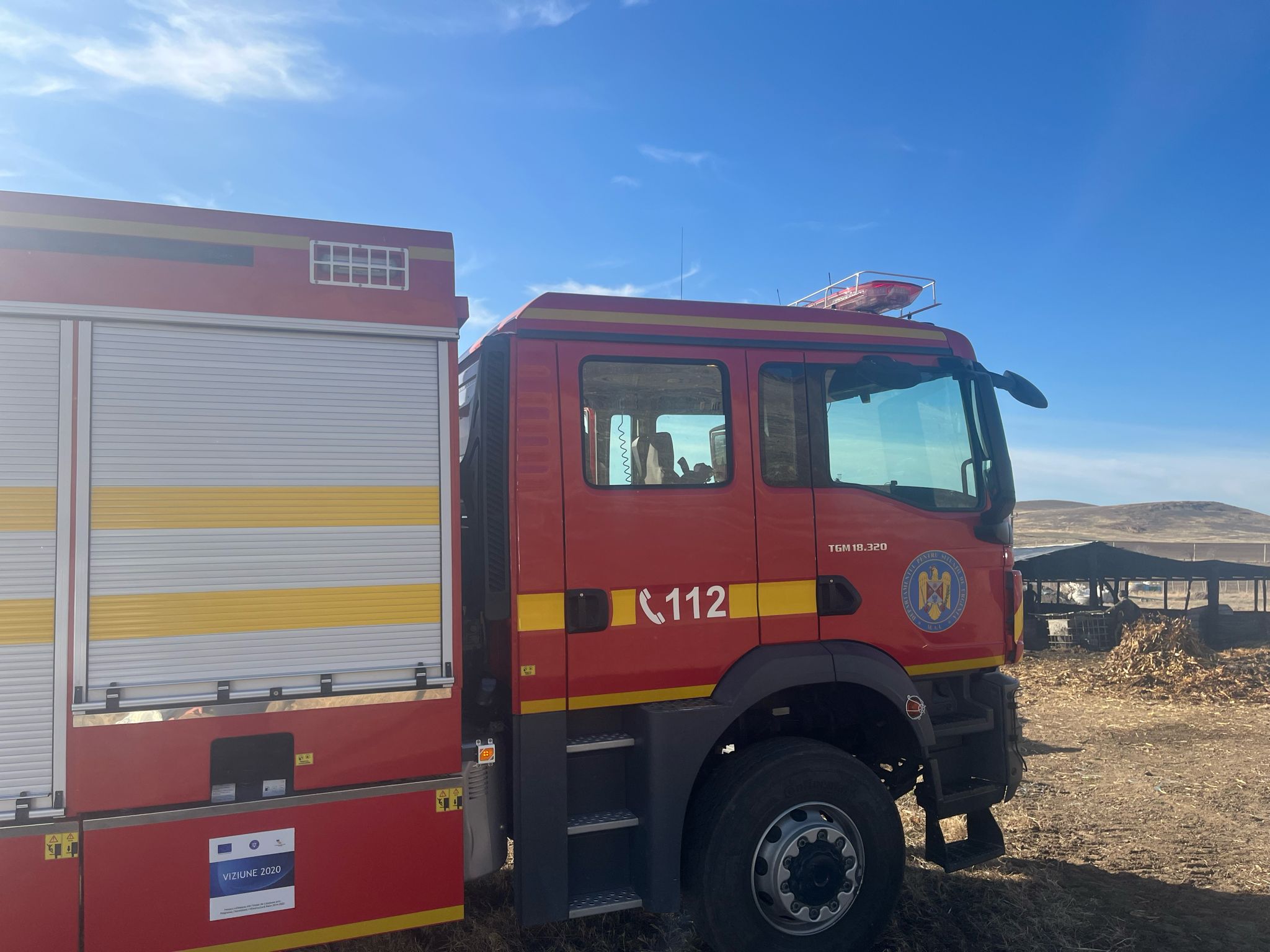 Judeţul TULCEA: Aproape 200 de miei au murit în urma unui incendiu care a cuprins un saivan de animale