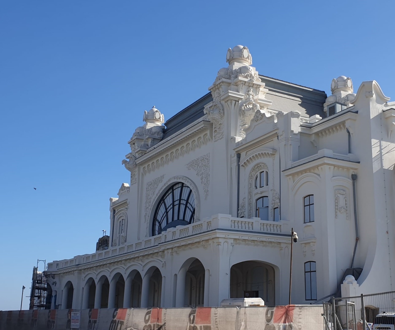 Cazinoul va putea fi admirat până la începutul lunii august