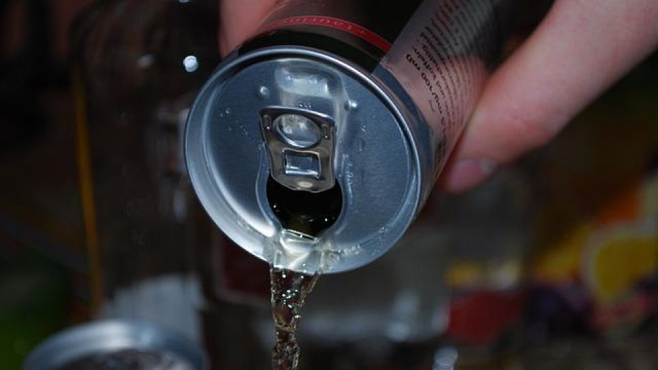 Distribuirea energizantelor către minori, interzisă prin lege