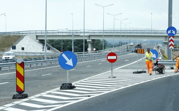 CNAIR: Trafic restricționat pe pasajul de la km 10 al Autostrăzii A2