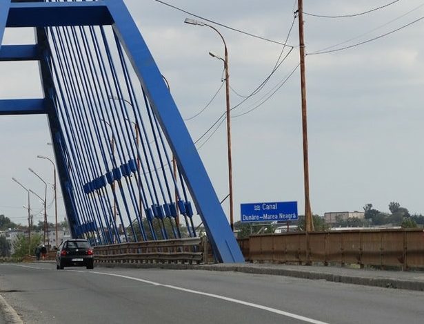 MURFATLAR: Cadavrul unei femei, descoperit în apele Canalului Dunăre – Marea Neagră