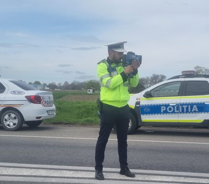 826 de permise de conducere reţinute în ultimele 24 de ore, la nivel național