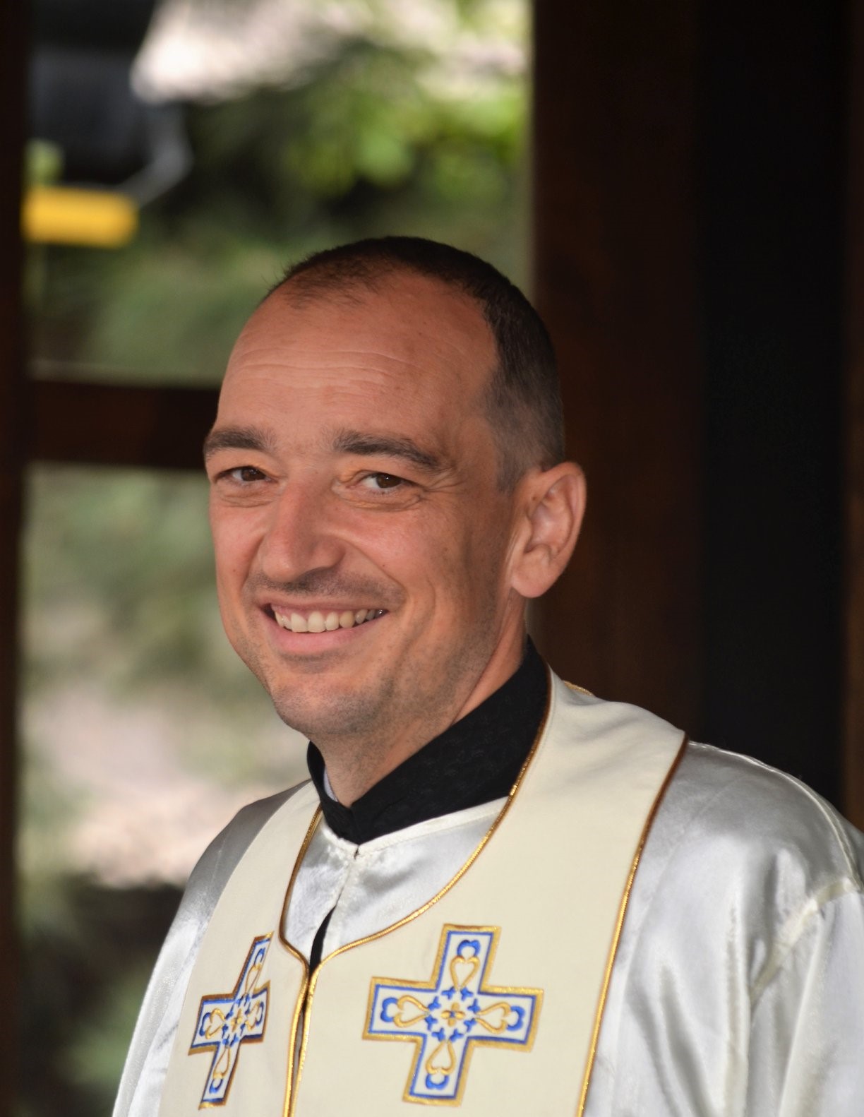 AUDIO | Preotul paroh Claudiu Banu ne vorbește despre Sâmbăta Mare