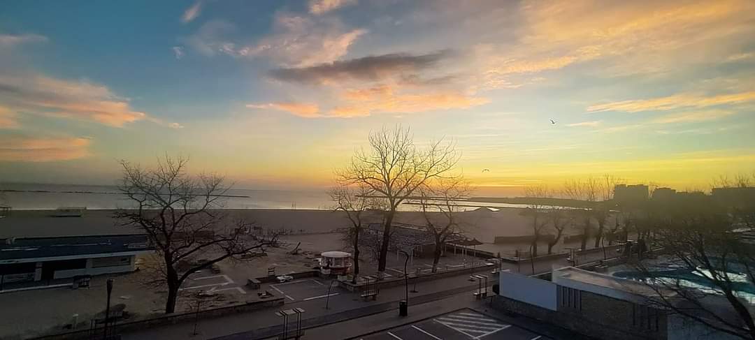 Cer variabil și cel mult 8 grade, luni, în Dobrogea și pe litoral