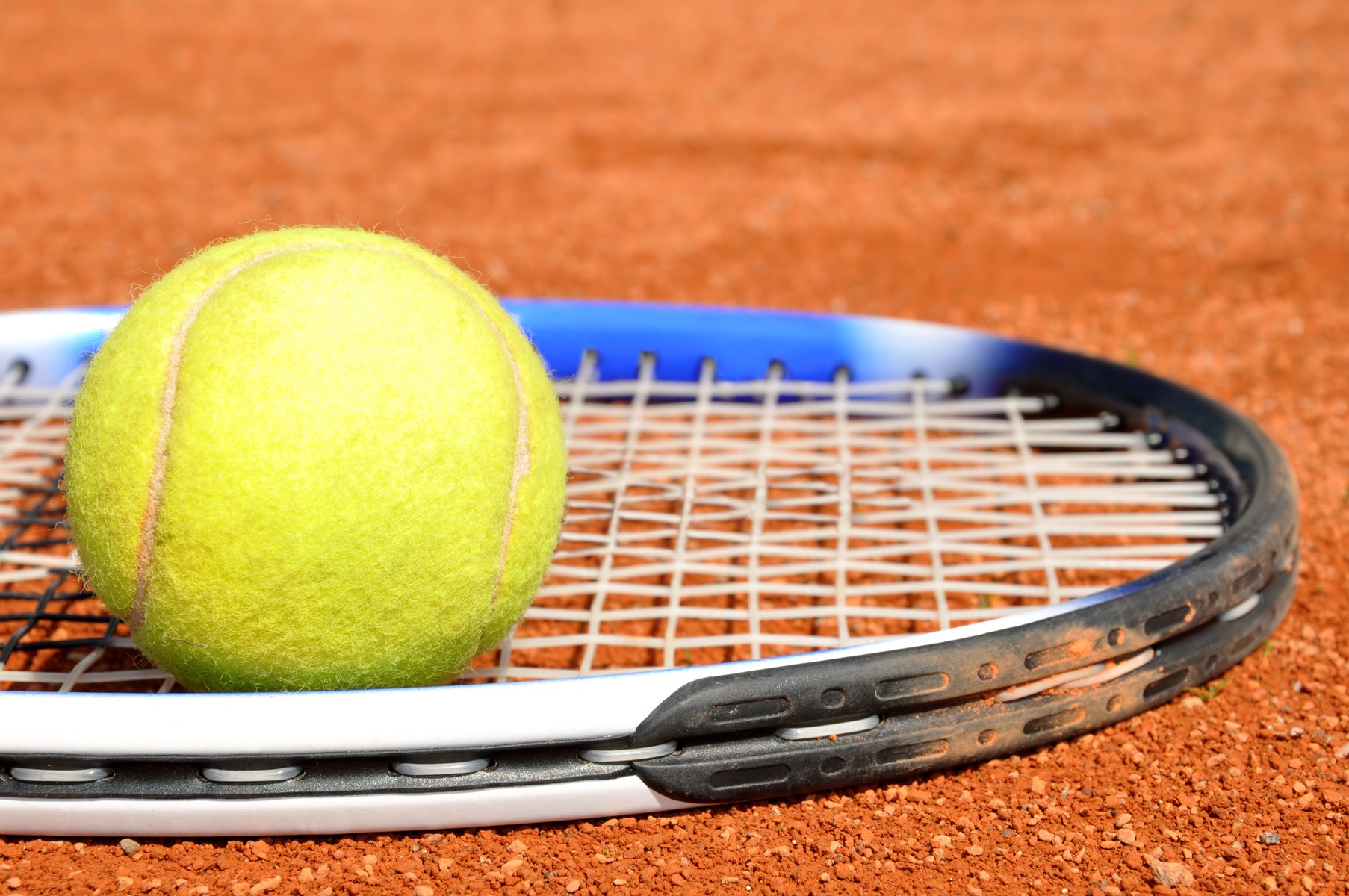 Tenismena Sorana Cîrstea o înfruntă pe Donna Vekic, astăzi, în optimi, la Dubai