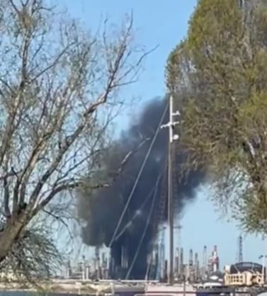 UPDATE- EXPLOZIE la Rafinăria Petromidia! A fost activat planul roșu de intervenție