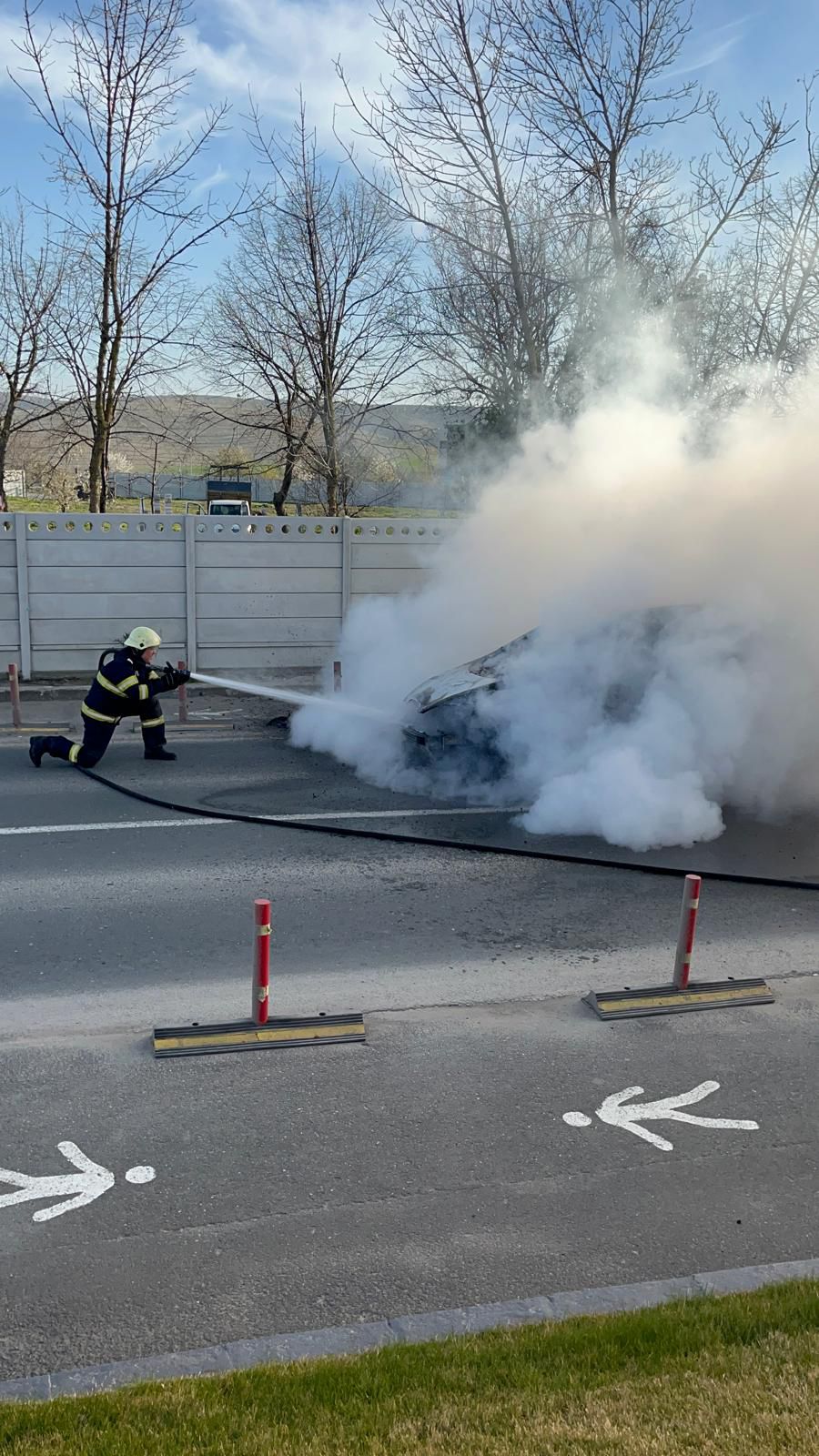 Un autoturism a luat foc în Tulcea