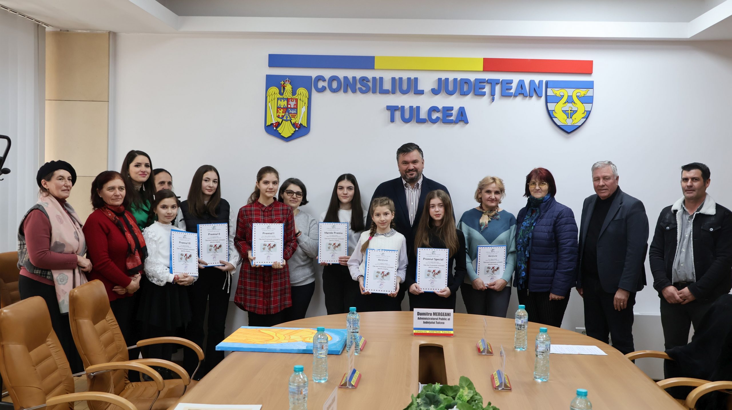 TULCEA: „Cele mai frumoase scrisori pentru mama”, premiate de Consiliul Județean