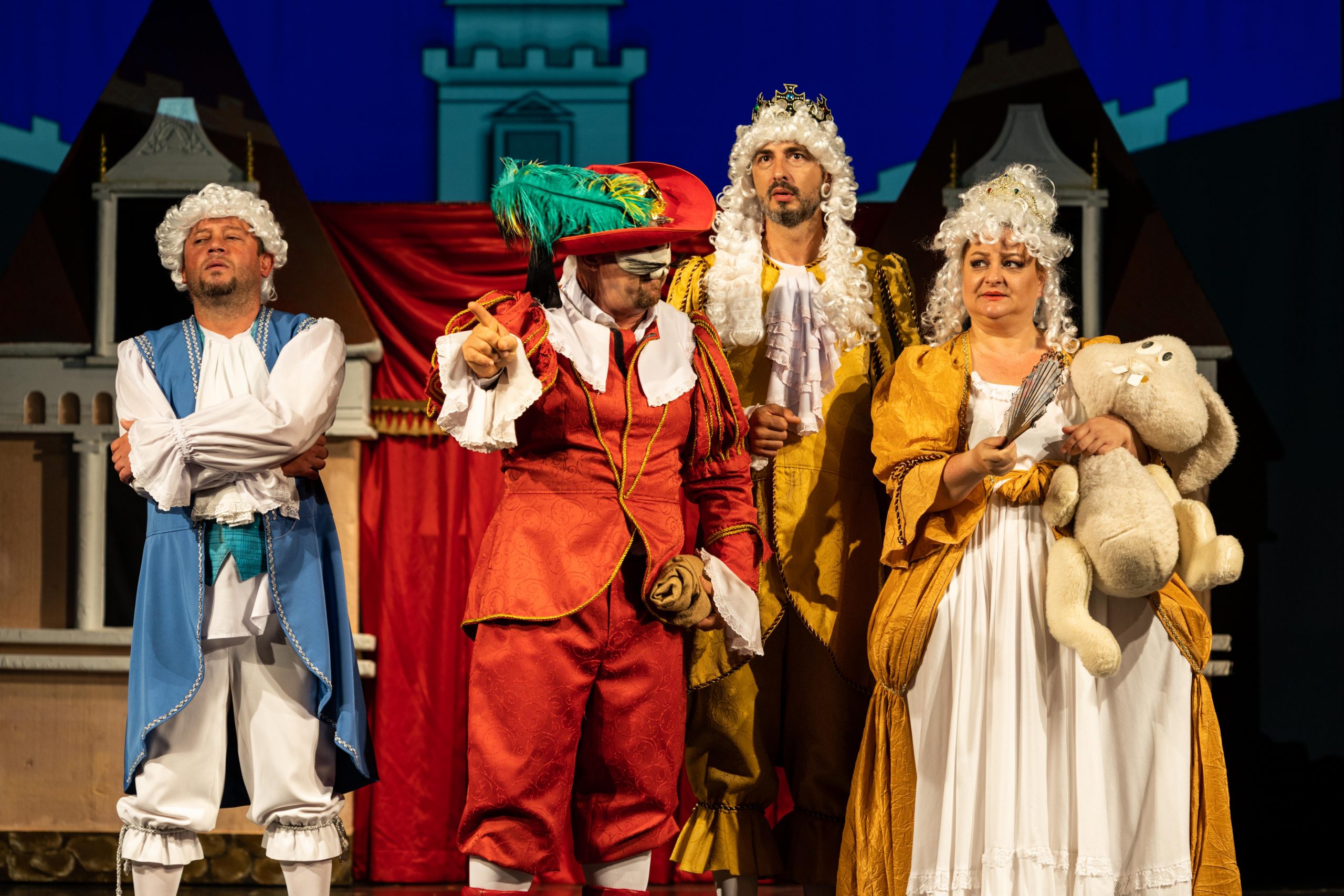 “Motanul încălţat”, pe scena Teatrului pentru Copii şi Tineret “Căluţul de Mare”