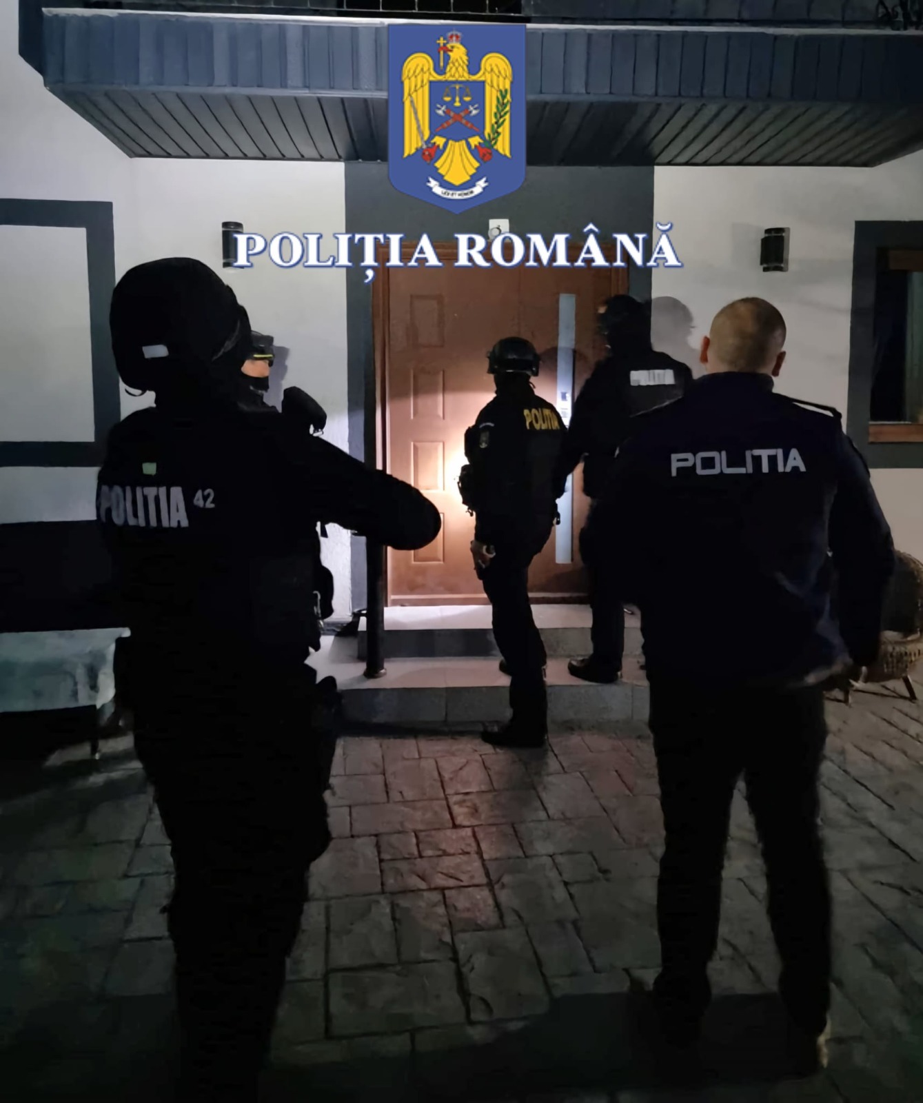 Percheziţii într-un dosar de înşelăciune şi spălare de bani, cu un prejudiciu de aproximativ 200 de mii de lei
