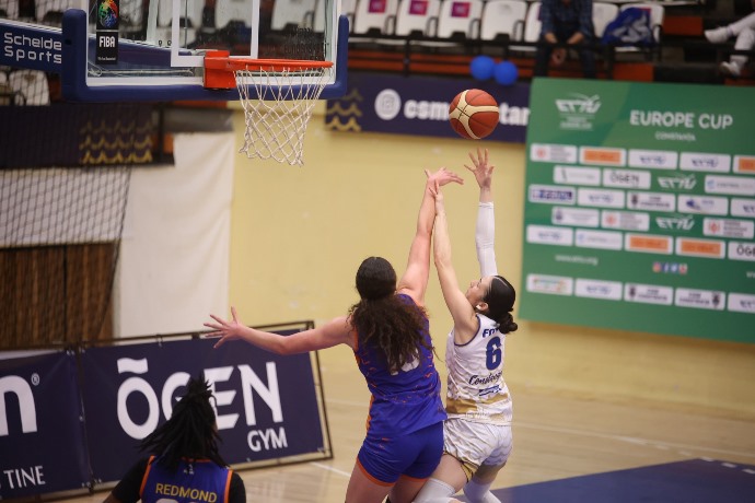 Baschetbalistele de la CSM Constanța au câștigat primul meci din semifinalele play-off