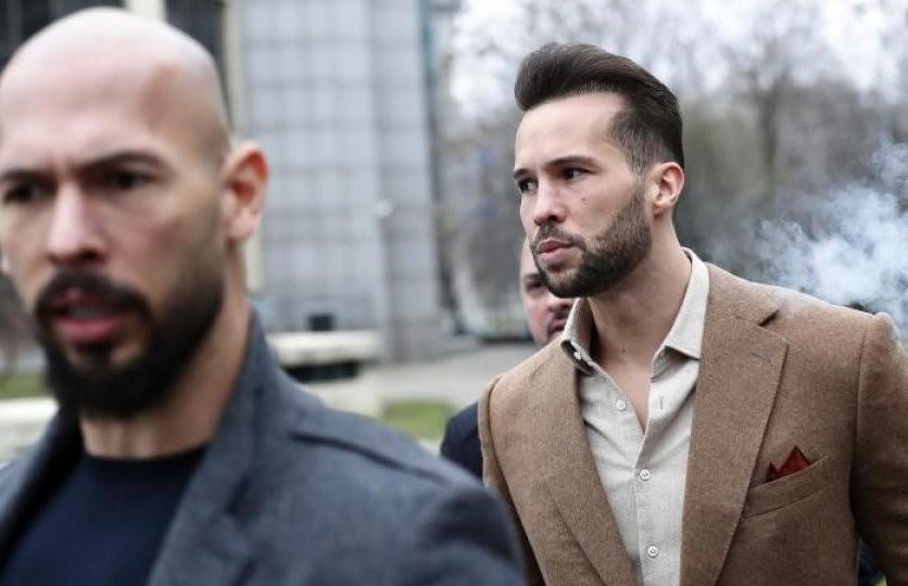 Frații Andrew și Tristan Tate, reținuți în baza unor mandate de arestare emise de autoritățile britanice