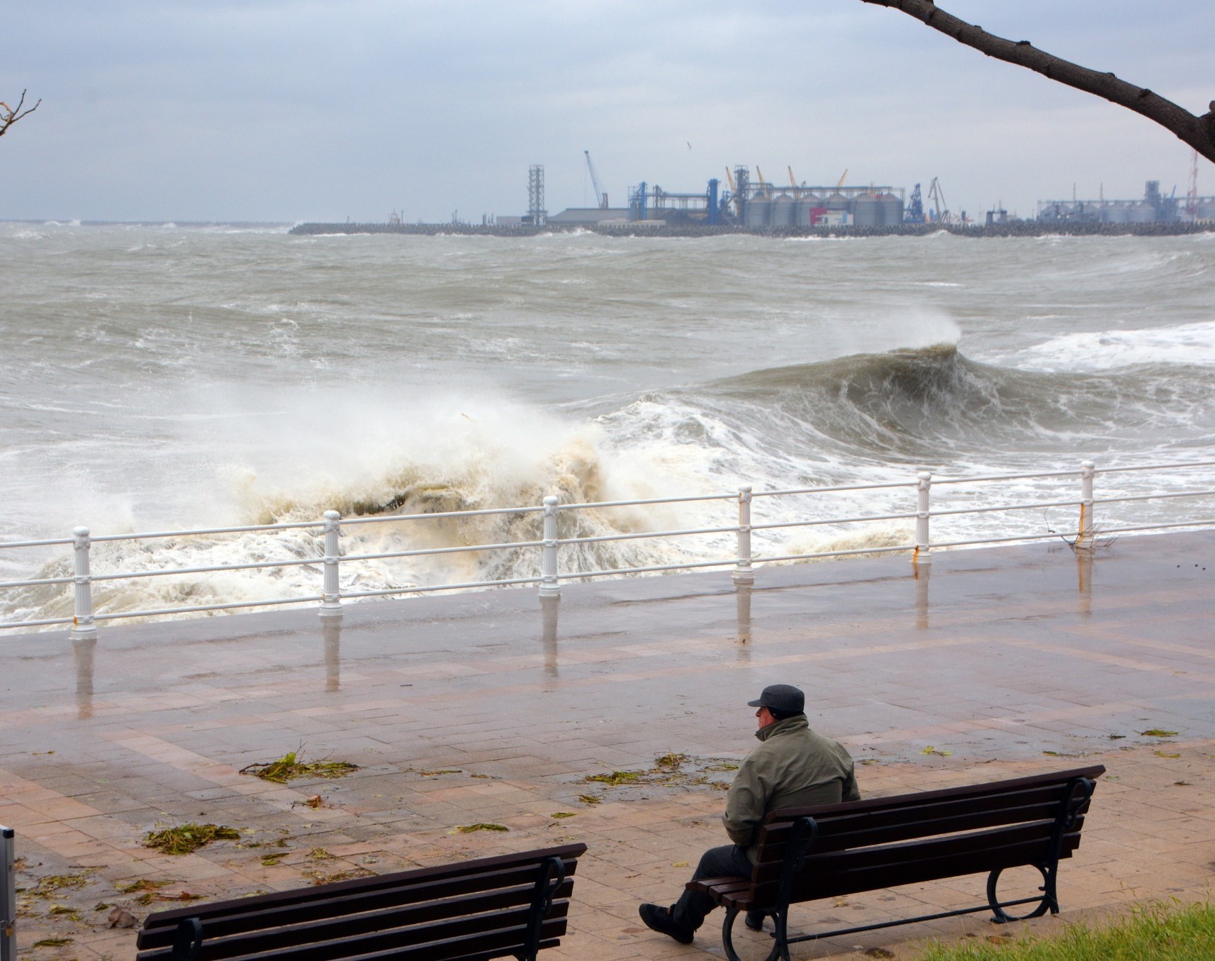 CONSTANȚA: Porturile maritime, închise din cauza vântului puternic