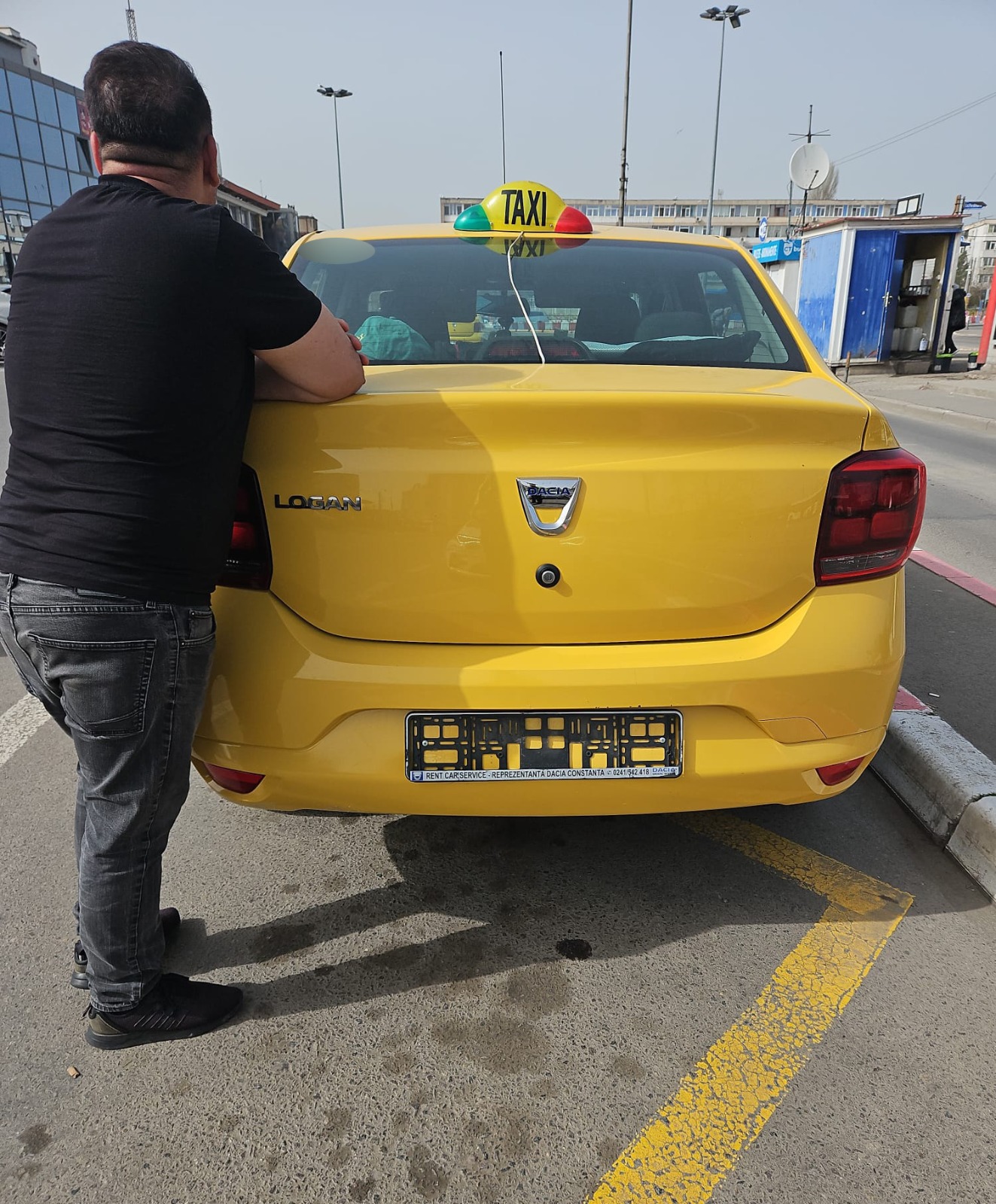 CONSTANȚA: Taximetrist de ocazie prins de Poliție în fața Gării