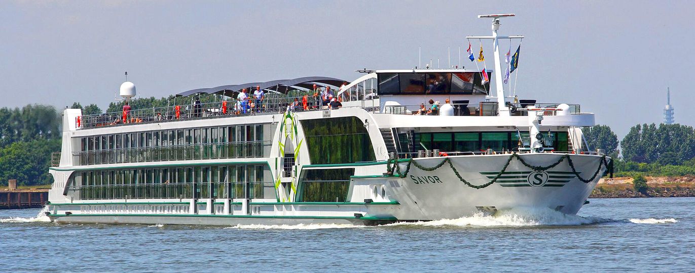 Nava fluvială de pasageri Savor a revenit în Portul Constanța